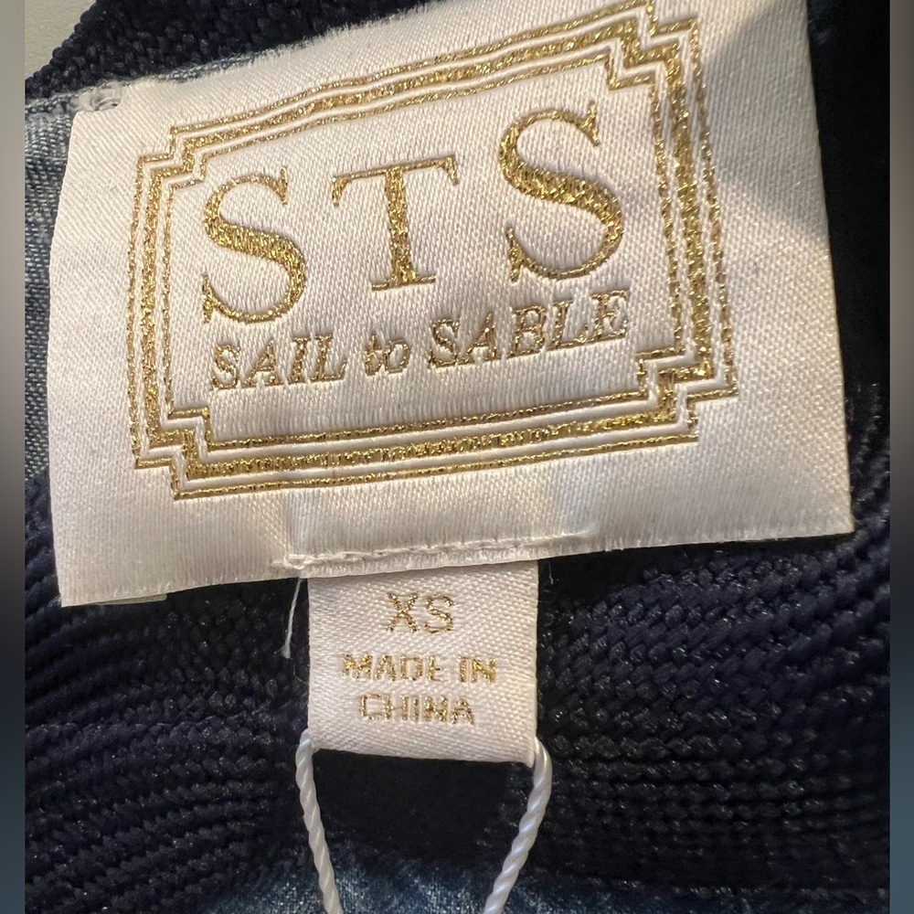 NWT Sail to Sable Chambray Double Bell Sleeve Top Size XS Brand new - Picture 4 of 11